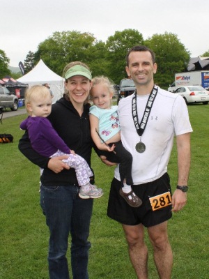 Peter Bronski and family at finish line of North Face Endurance Challenge